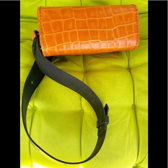 NWT DW Handmade Genuine Leather & Wood Crossbody - Picture 8 of 13